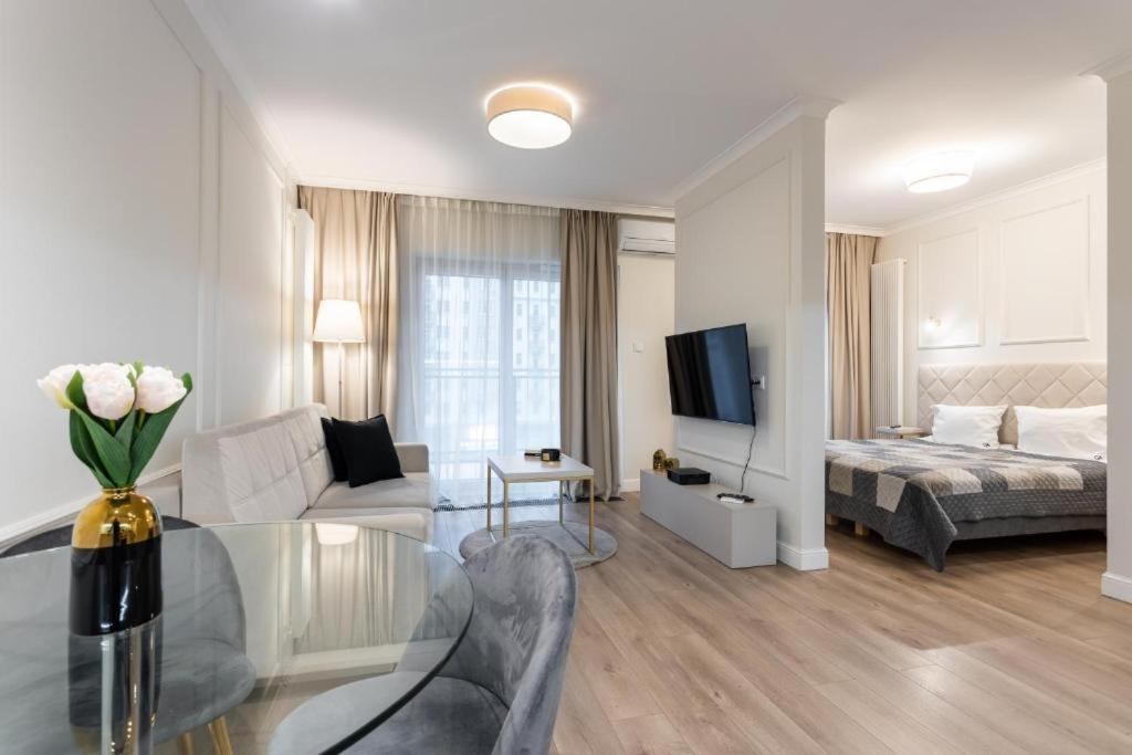 Urban Chic - Luxury -10 People- Mennica Warszawa