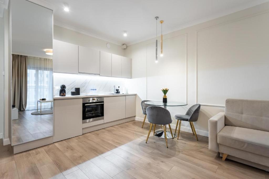 Urban Chic - Luxury -10 People- Mennica Apartament